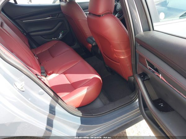 2026 MAZDA MAZDA3 2.5 S CARBON EDITION — I8