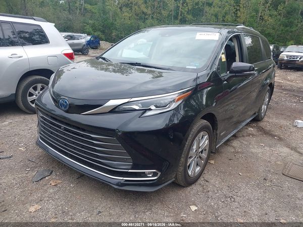 2021 TOYOTA SIENNA — I2
