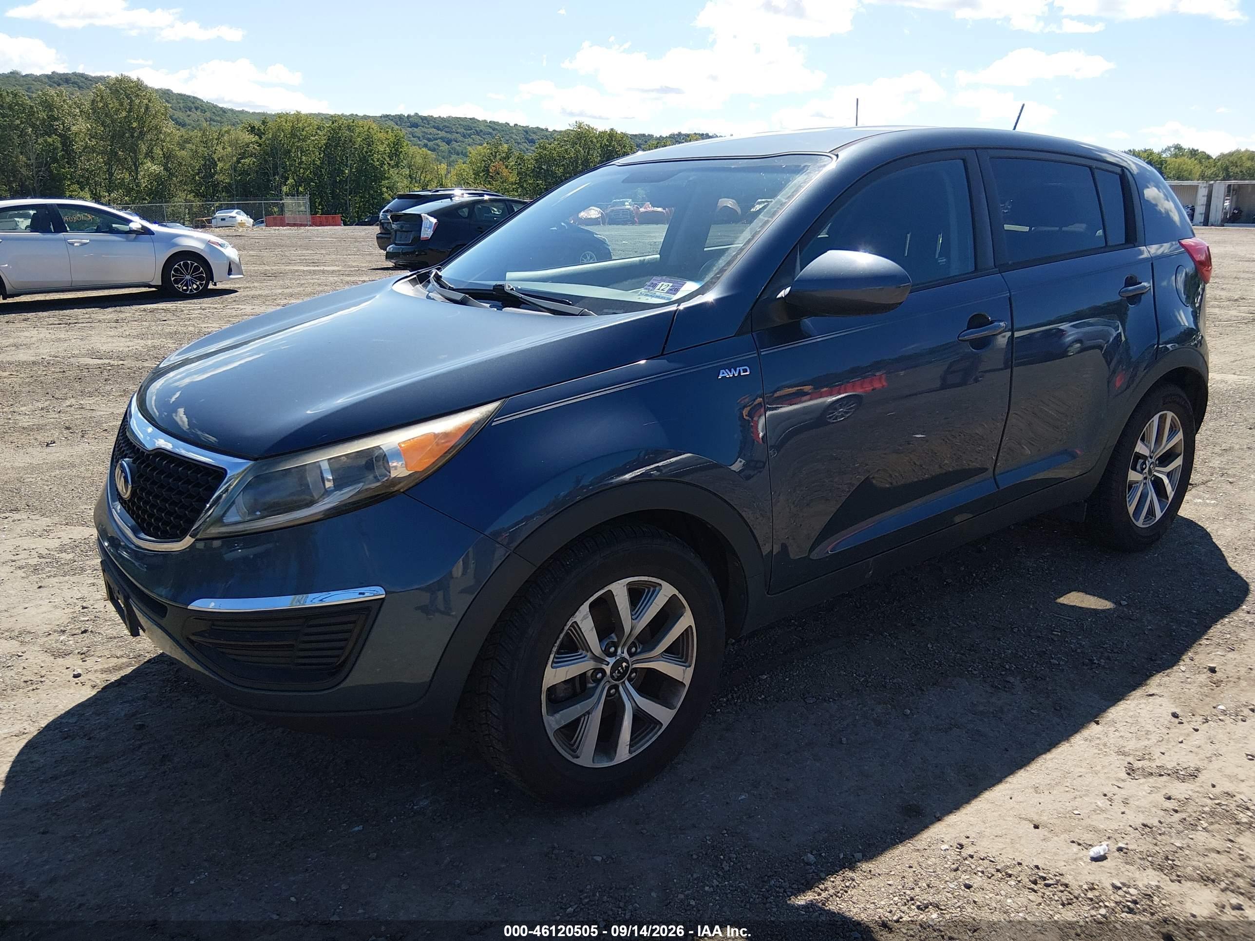 2016 KIA SPORTAGE LX — I2