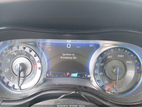 2017 CHRYSLER 300 300S AWD — I7