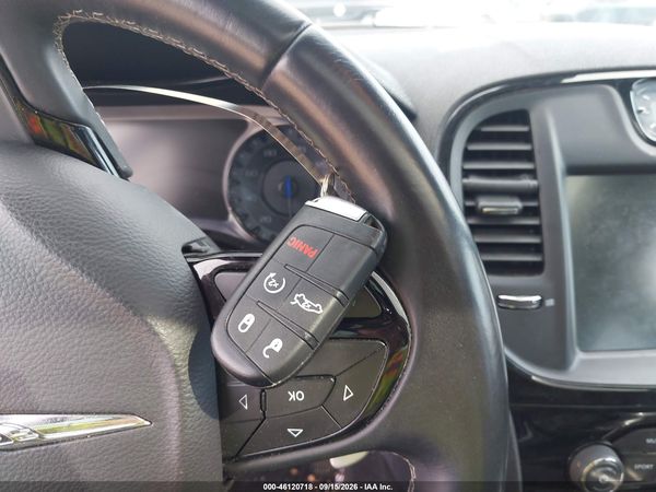 2017 CHRYSLER 300 300S AWD — I11
