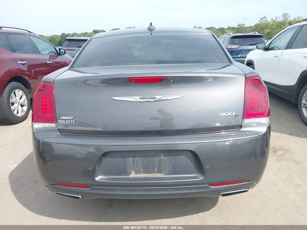2017 CHRYSLER 300 300S AWD — I119