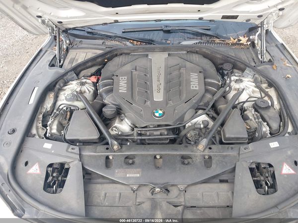 2013 BMW 750I XDRIVE — I10