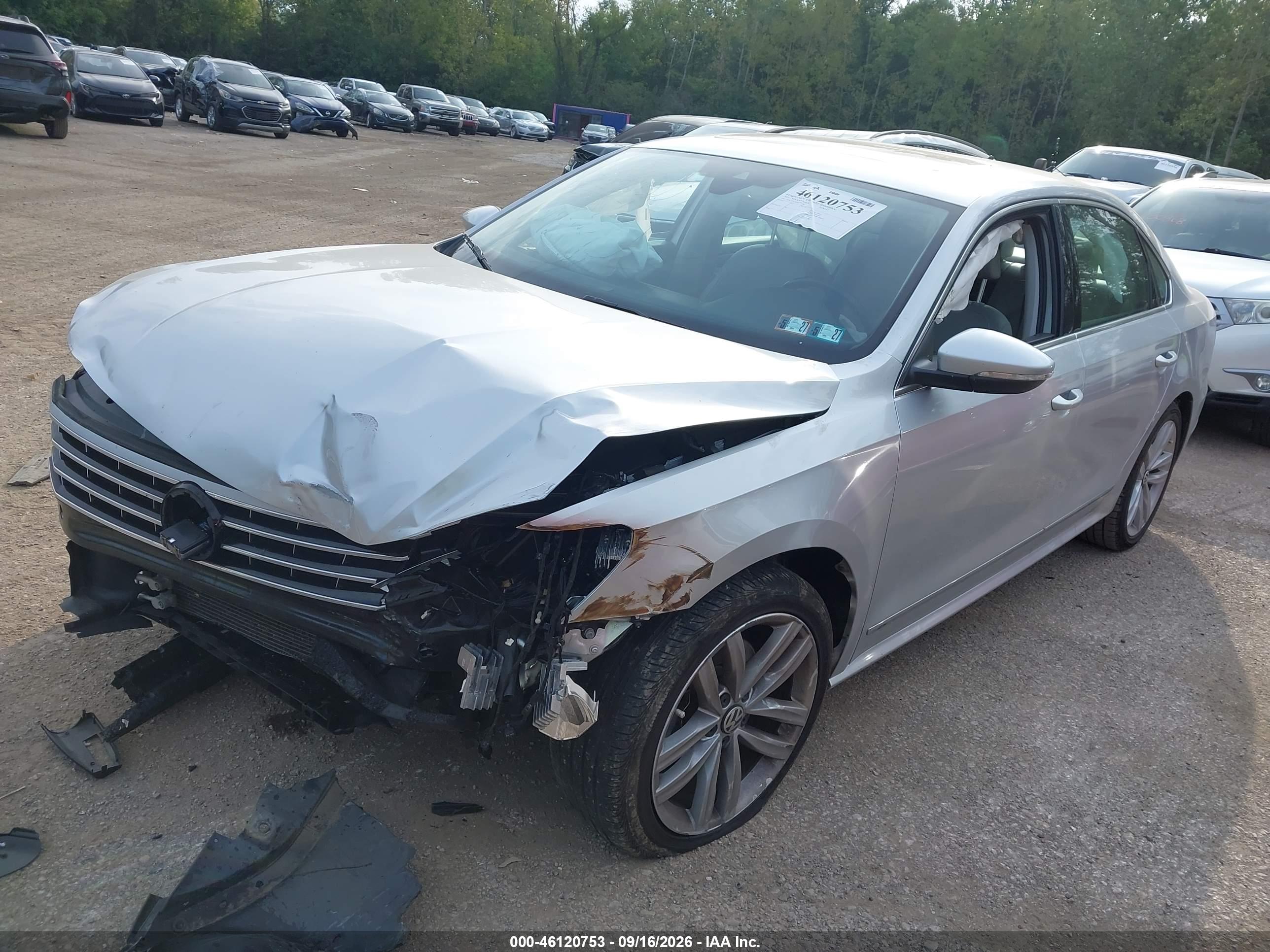 2017 VOLKSWAGEN PASSAT 1.8T SEL PREMIUM — I2