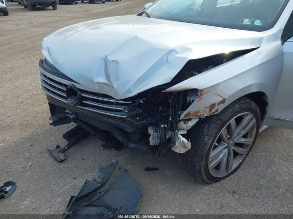 2017 VOLKSWAGEN PASSAT 1.8T SEL PREMIUM — I6