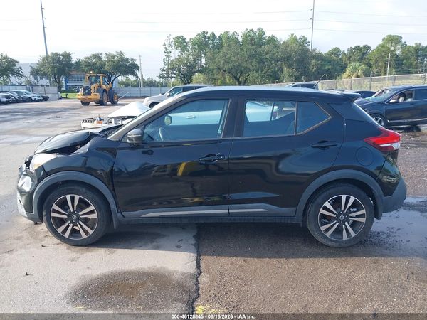 2019 NISSAN KICKS SR — I117