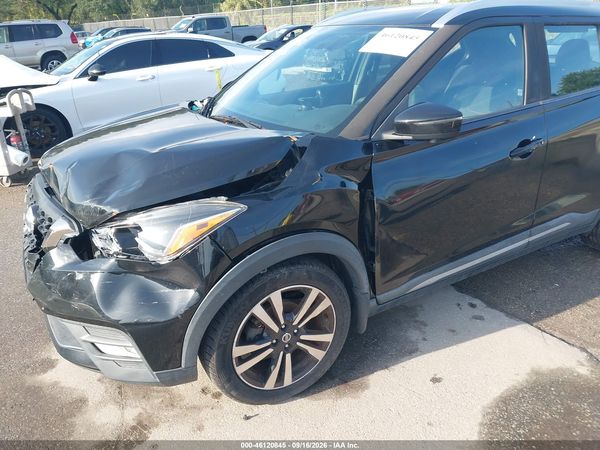 2019 NISSAN KICKS SR — I153