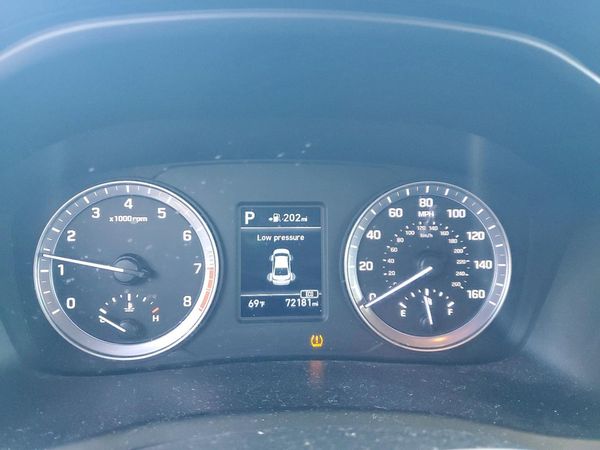 2018 HYUNDAI SONATA