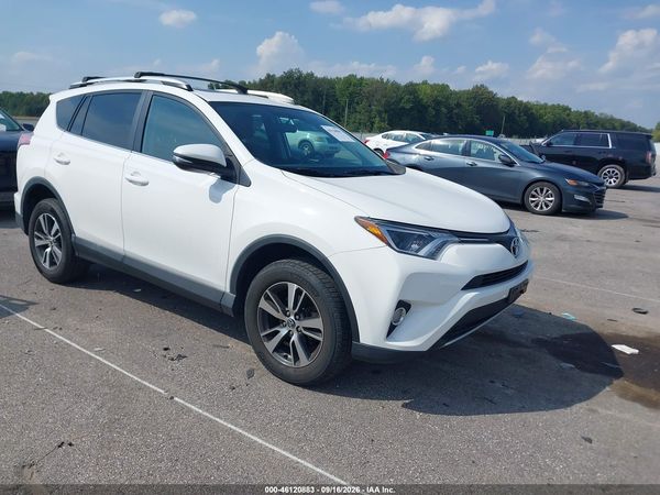 2016 TOYOTA RAV4 XLE — I1