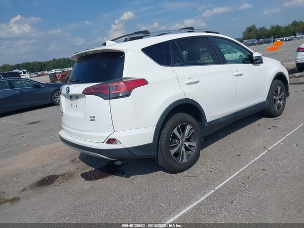 2016 TOYOTA RAV4 XLE — I4