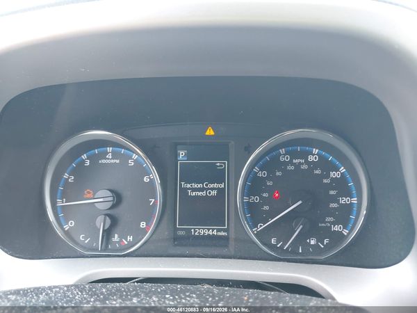 2016 TOYOTA RAV4 XLE — I7