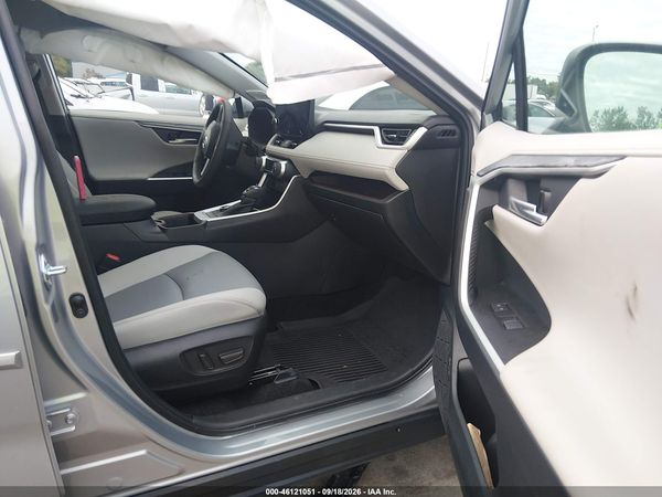 2025 TOYOTA RAV4 LIMITED — I5