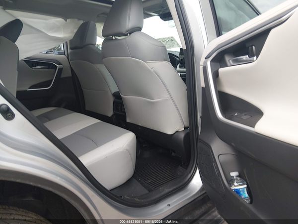 2025 TOYOTA RAV4 LIMITED — I8