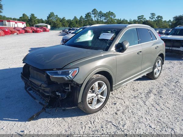 2022 AUDI Q3 — I2