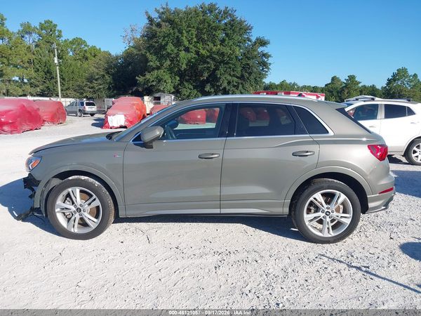 2022 AUDI Q3 — I117