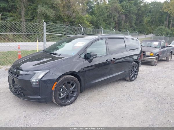 2027 CHRYSLER PACIFICA Limited — I2