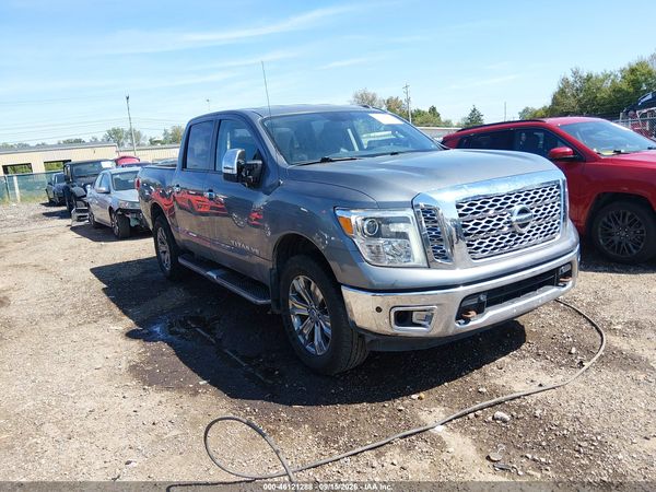 2018 NISSAN TITAN SL — I1