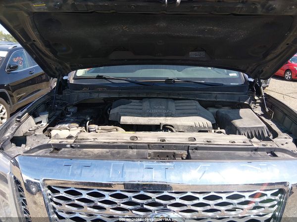 2018 NISSAN TITAN SL — I10