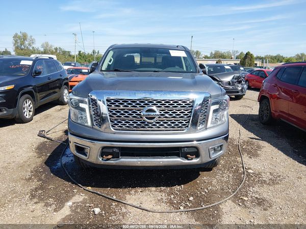 2018 NISSAN TITAN SL — I115