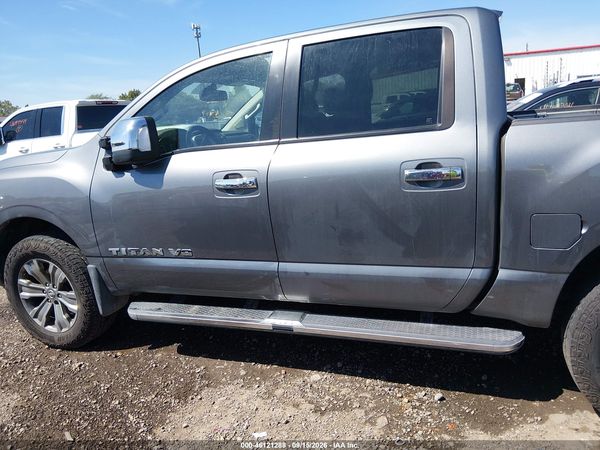 2018 NISSAN TITAN SL — I117