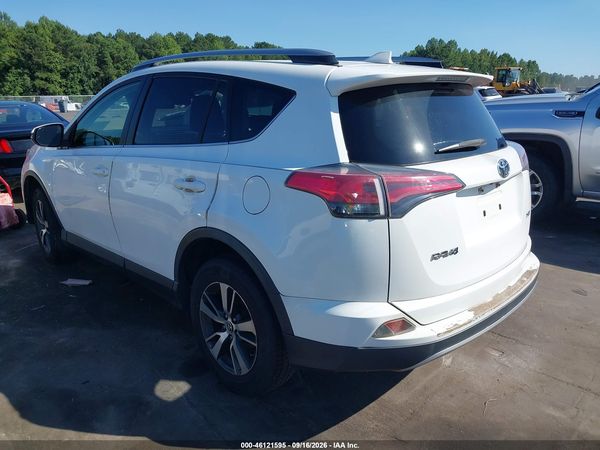 2018 TOYOTA RAV4 XLE — I3