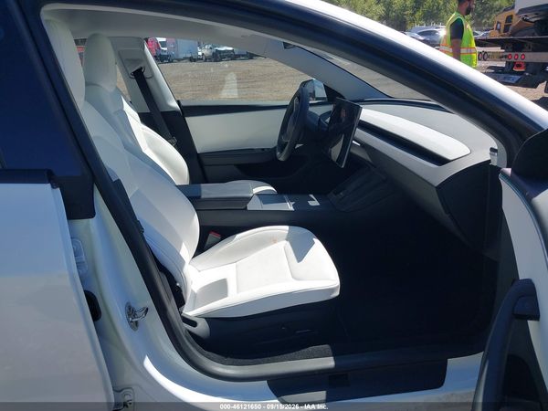 2024 TESLA MODEL 3 — I5
