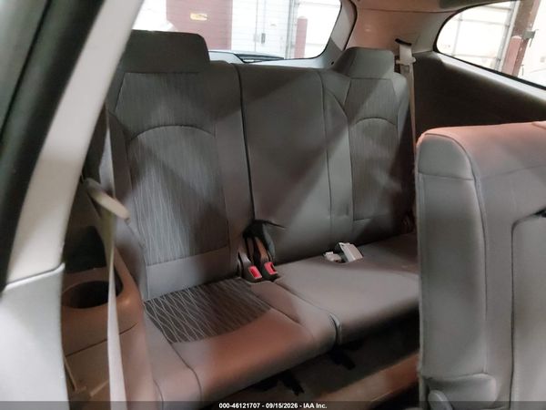 2017 CHEVROLET TRAVERSE LS — I152