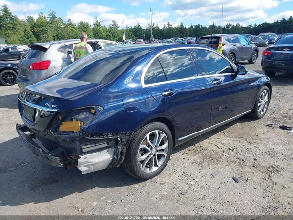 2016 MERCEDES-BENZ C 300 — I4