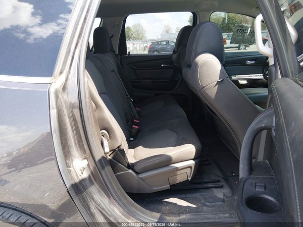 2016 CHEVROLET TRAVERSE 1LT — I8