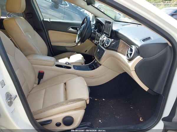 2016 MERCEDES-BENZ GLA 250 GLA250 — I5