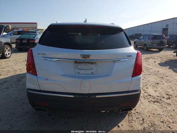 2017 CADILLAC XT5 LUXURY — I119