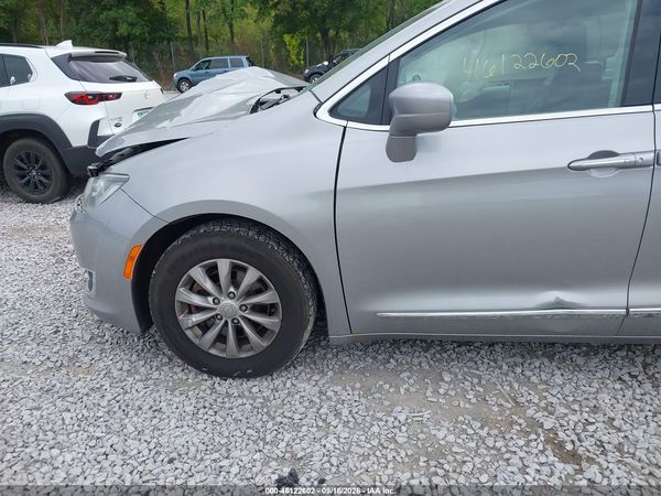 2017 CHRYSLER PACIFICA TOURING-L — I6