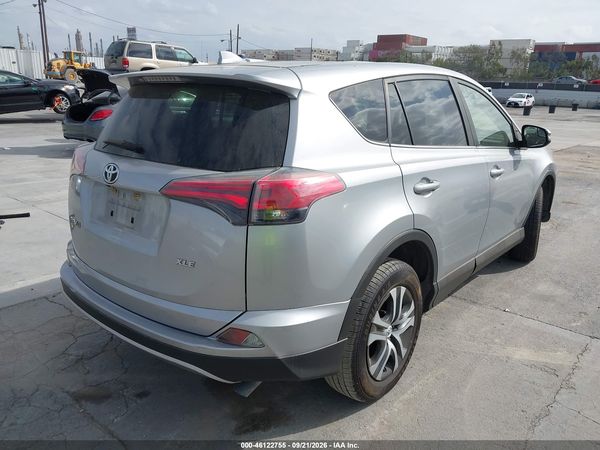 2018 TOYOTA RAV4 XLE — I4