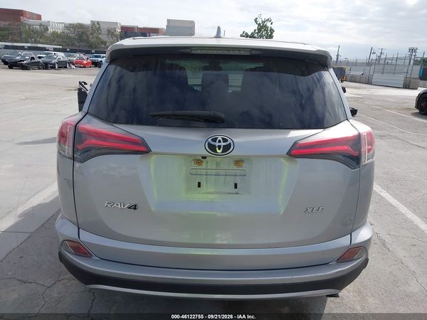 2018 TOYOTA RAV4 XLE — I119