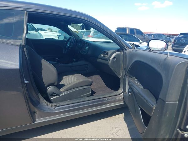 2016 DODGE CHALLENGER SXT — I5