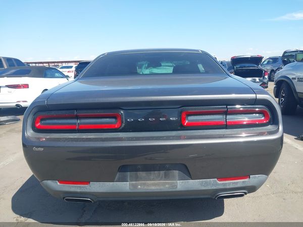 2016 DODGE CHALLENGER SXT — I119