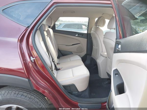 2018 HYUNDAI TUCSON SEL — I8