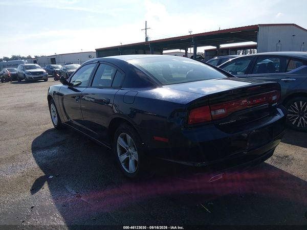 2014 DODGE CHARGER SE — I3