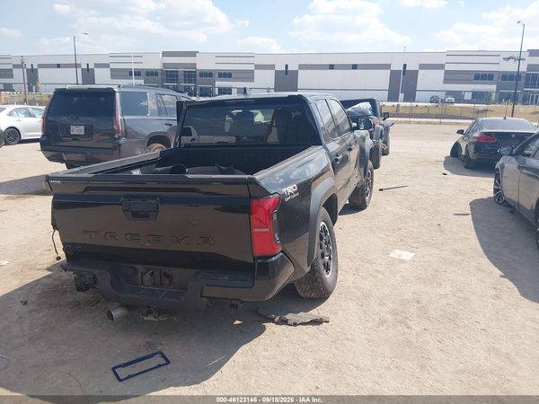 2025 TOYOTA TACOMA TRD OFF ROAD — I4