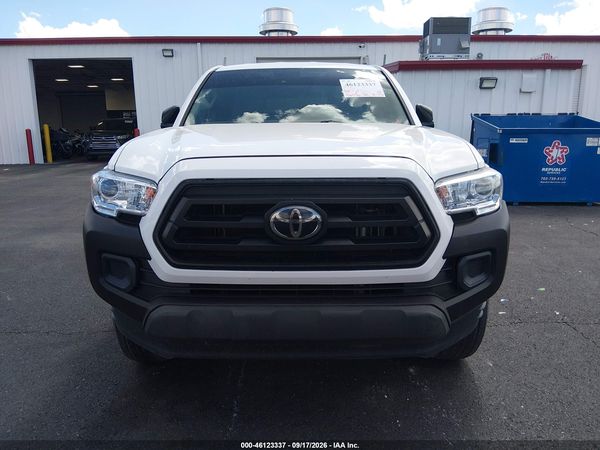 2022 TOYOTA TACOMA SR — I115
