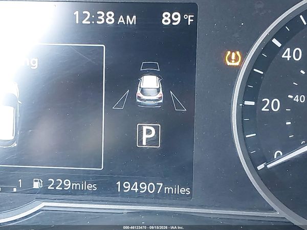 2019 NISSAN KICKS SR