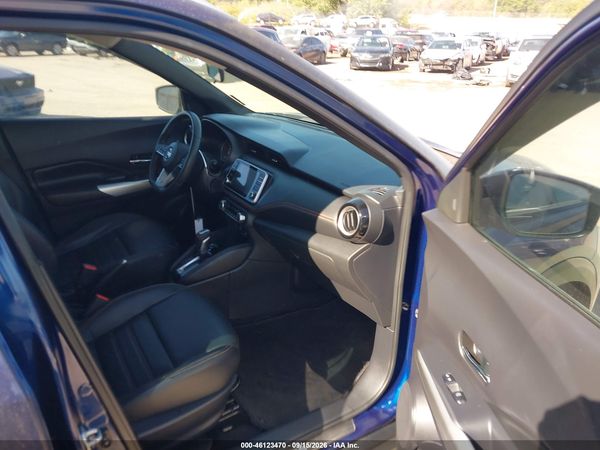 2019 NISSAN KICKS SR