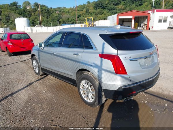 2017 CADILLAC XT5 STANDARD — I3