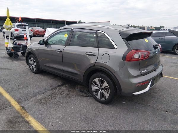 2017 KIA NIRO EX — I3