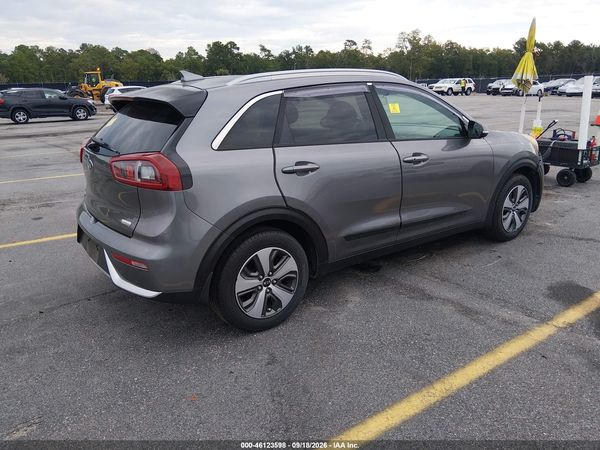 2017 KIA NIRO — I4