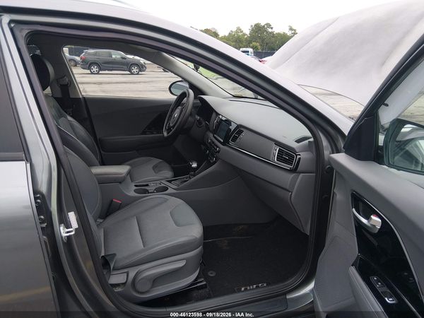 2017 KIA NIRO EX — I5