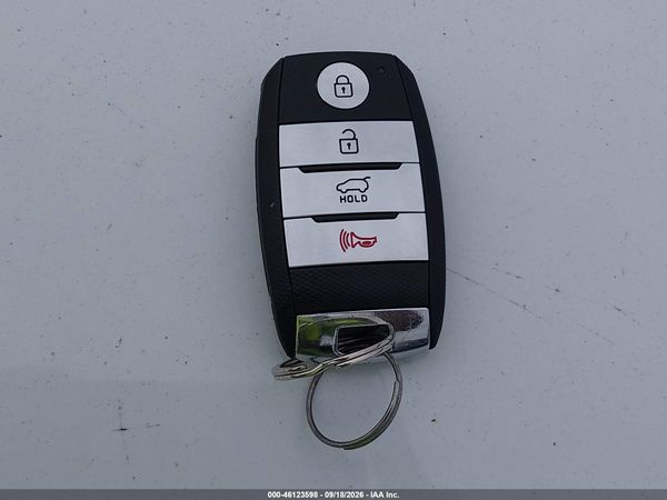 2017 KIA NIRO EX — I11