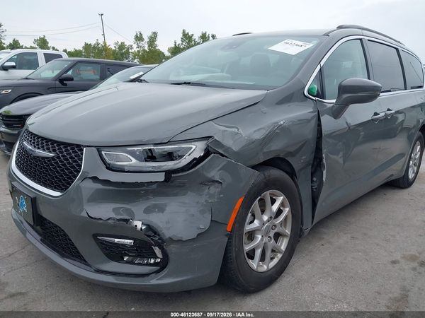 2022 CHRYSLER PACIFICA TOURING L — I6