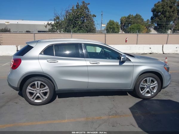 2015 MERCEDES-BENZ GLA 250 4MATIC