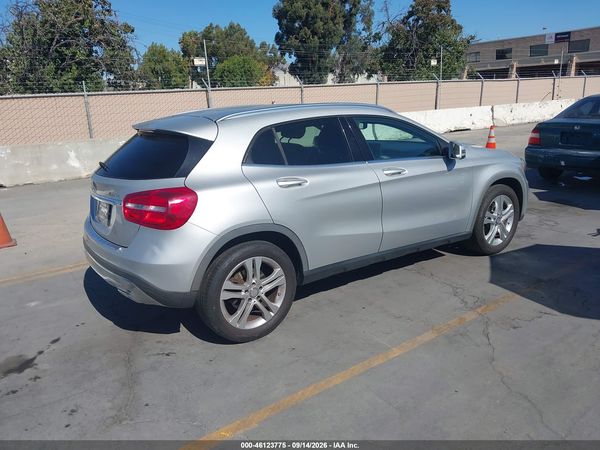 2015 MERCEDES-BENZ GLA 250 4MATIC